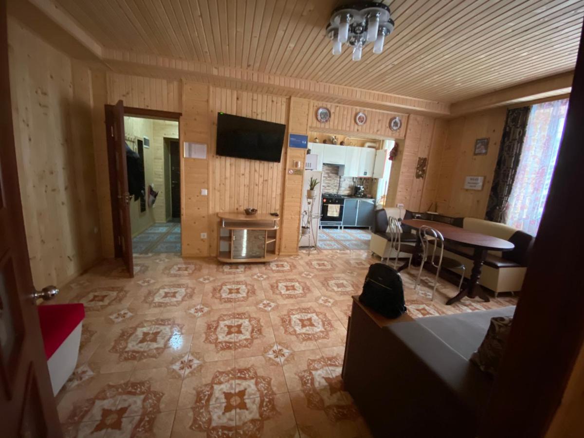 Vienna House Apartman Jaremcse Kültér fotó