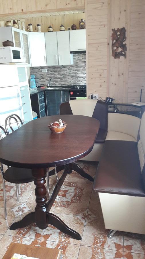 Vienna House Apartman Jaremcse Kültér fotó